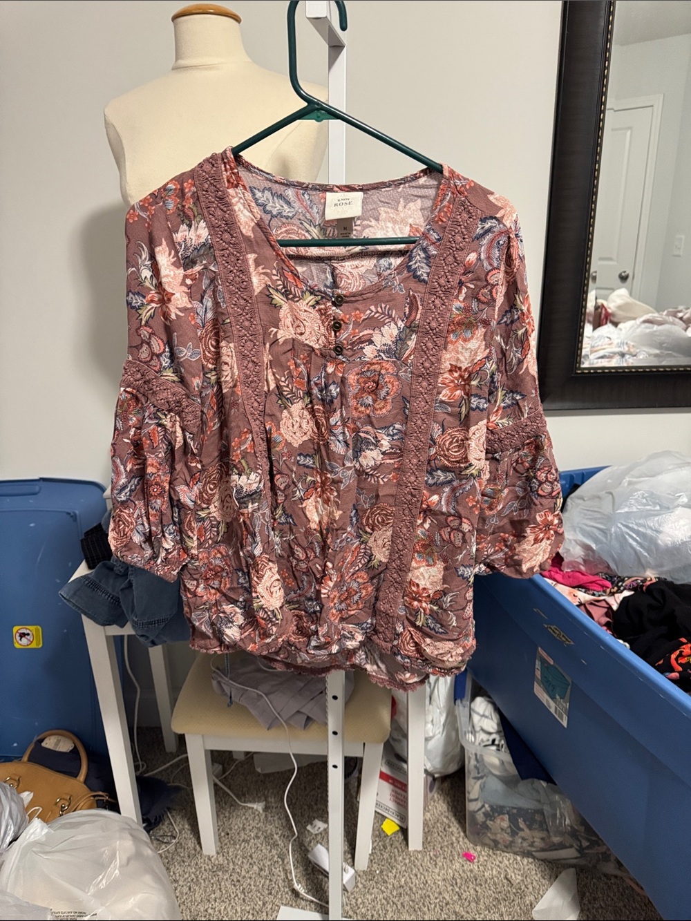 Knox Rose Dusty Rose Floral Lace-Trim Peasant Blouse